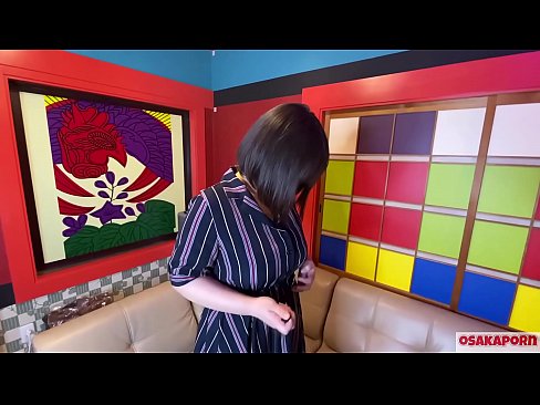 ❤️ ʻO ka ʻiʻi Kepani me nā ʻuʻu nui e masturbate me nā mea pāʻani moe kolohe a loaʻa iā ia kahi orgasm. Kamaʻilio ʻo ia ma kahi ninaninau e pili ana i kāna ʻike fucking. ʻO nā ʻū nui a me ka puʻu huluhulu e uwē nui ana. Osakaporn ☑  ʻO ka wahine ma haw.mrpornogratis.ru ❤